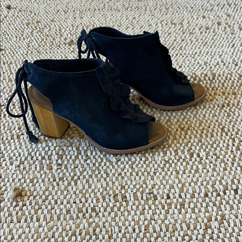 Toms Blue Suede Wedge Sandals